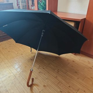 Paraguas Vogue negro mango madera largo