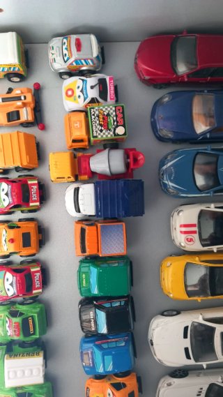 Lotto 28 Auto Disney Pixar e Burago 1/43