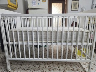 Cuna Micuna Blanca con colchón de regalo