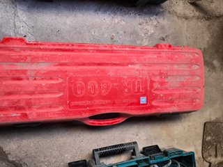 2 Martillos compresores y 1 cortadora de azulejos