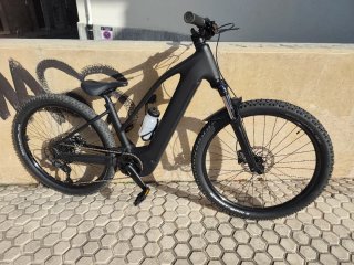 Cube Reaction Hybrid One 800Wh