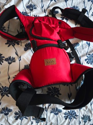 Mochila Portabebés Kiddy Roja