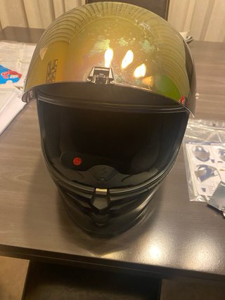 Casco Scorpion R1 Exo Carbono