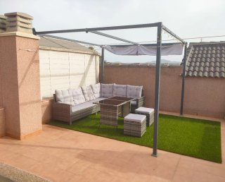 Conjunto Muebles Jardín Ratán y Pérgola