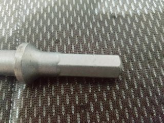 Cinceles y punteros para martillo neumático 4x6€