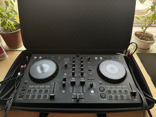 Mesa DJ Pioneer DDJ-FLX4 + Maleta de transporte