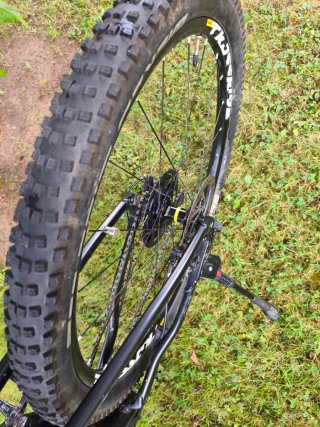Bicicleta eléctrica ligera motor Bosch garantía