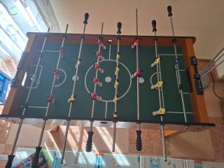 Futbolín de madera