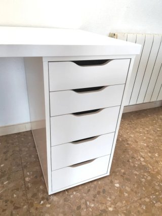 Scrivania Ikea Lagkapten + Cassettiera Álex