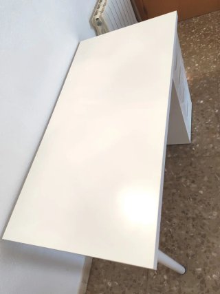 Scrivania Ikea Lagkapten + Cassettiera Álex