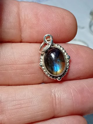Colgante Plata Ley Óvalo Labradorita Azul