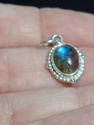 Colgante Plata Ley Óvalo Labradorita Azul