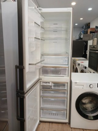 Nevera Samsung y Lavadora Beko
