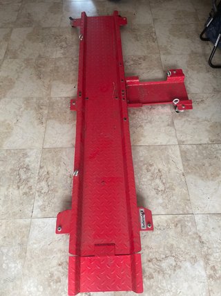 Plataforma para moto roja