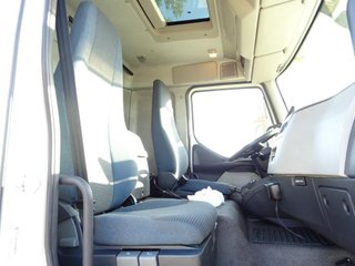 Volvo FL 290.16-CAMIONES GRUA