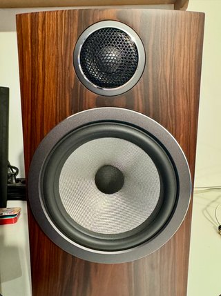 Altavoces Bowers & Wilkins 706 S3 Mocha