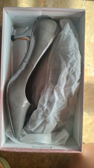 Zapatos Mustang charol grises
