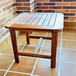 Mesa de jardín de madera
