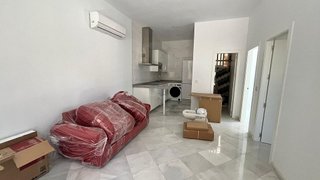 Piso en alquiler en El Juncal - Av. de la Paz en Sevilla