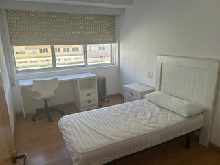 Piso en alquiler en Ensanche - Sar en Santiago de Compostela