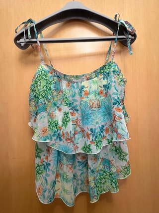 Blusa con estampado floral