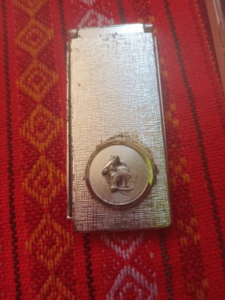 Billetero de plata con caballo