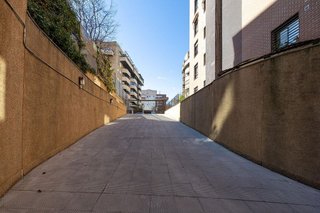 Garaje en venta en Camino de Ronda - Rosaleda en Granada