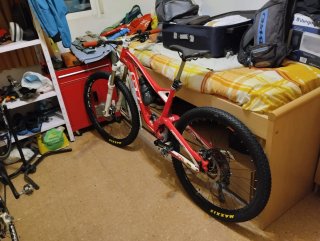 Bicicleta de Montaña GTsensor 27,5 Roja