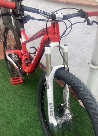 Bicicleta de Montaña GTsensor 27,5 Roja