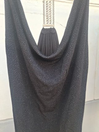 Vestido T S Negro. Medidas en descripción