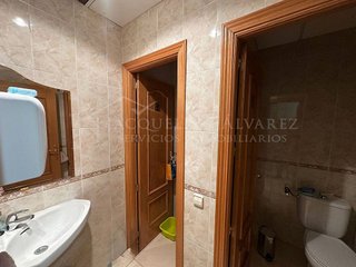 Local comercial en venta en Calle Pinto-San Roque en Parla