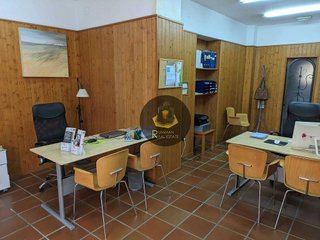 Local comercial en alquiler en Centro - Sagrario en Granada