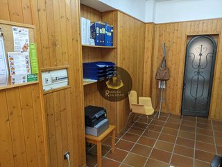 Local comercial en alquiler en Centro - Sagrario en Granada