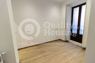 Piso en alquiler en Cortes - Huertas en Madrid