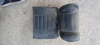 Reposacabezas coche clásico negro