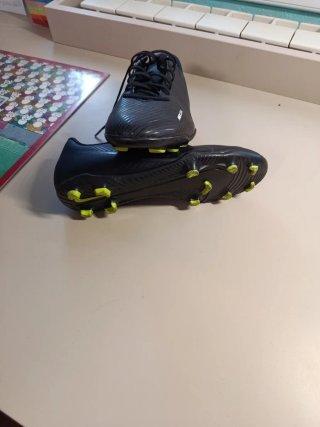 Botas de Fútbol Nike Mercurial Negras Talla X