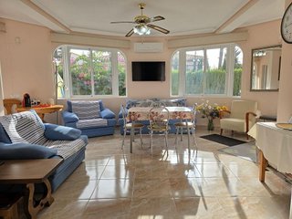 Chalet en venta en Altos - La Florida en Orihuela