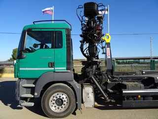 MAN TGS 26 480-CAMIONES GANCHO+GRUA