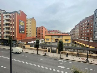 Piso en alquiler en Zona Teatro Campoamor en Oviedo