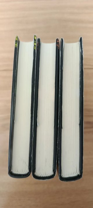 Trilogía "Detective esqueleto" 1,2,3 edición lujo.