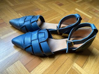Sandalias cangrejeras azules