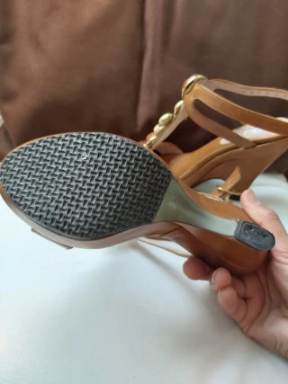 Sandalias 35,5 cuña piel autentica