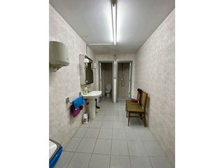 Nave industrial en venta en Olot