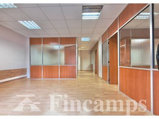 Local comercial en venta en Eixample - Sant Oleguer en Sabadell