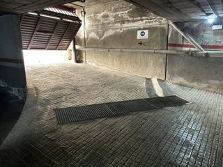 Garaje en venta en Concòrdia en Sabadell