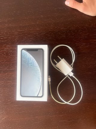 iPhone XR 64GB