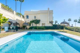 Casa adosada en venta en La Quinta en Benahavís