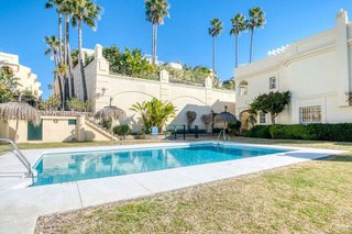 Casa adosada en venta en La Quinta en Benahavís