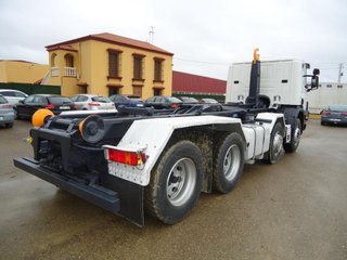 Scania 124G 420-CAMIONES GANCHO