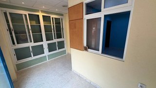 Local comercial en alquiler en La Creu Coberta en Valencia